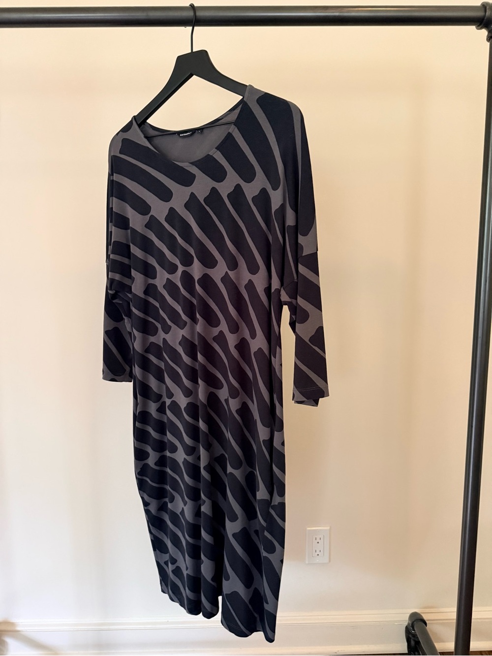 Marimekko ‘Presto’ Black & Gray Jersey Midi Dress with Abstract Print - Picture 3 of 13